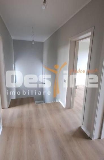 Casă cu 4 camere cu Teren 394 Mp în Miroslava