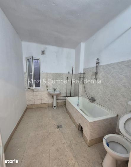 Casa Zona Politie Vf cu Dor, 1 singur vecin teren 266mp
