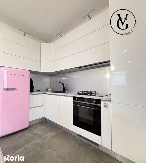 Apartament cu 3 camere, mobilat în Băneasa