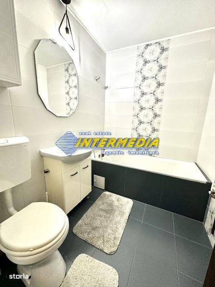 Apartament cu 2 camere decomandat, mobilat în Cetate