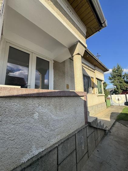 Casă individuală cu 3 camere cu Canalizare în Mărăști