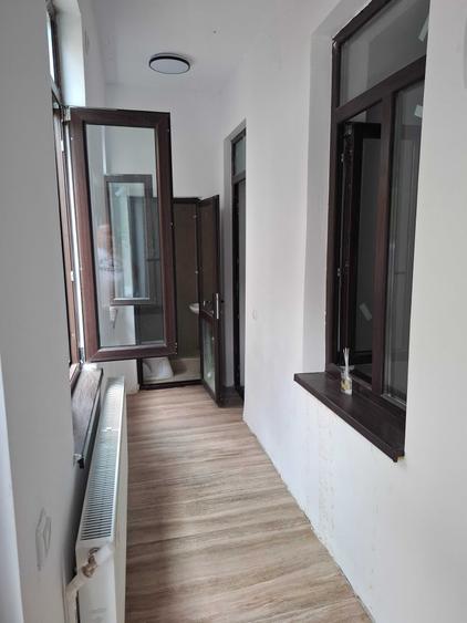 Casă cu 4 camere cu Teren 350 Mp în Unirii
