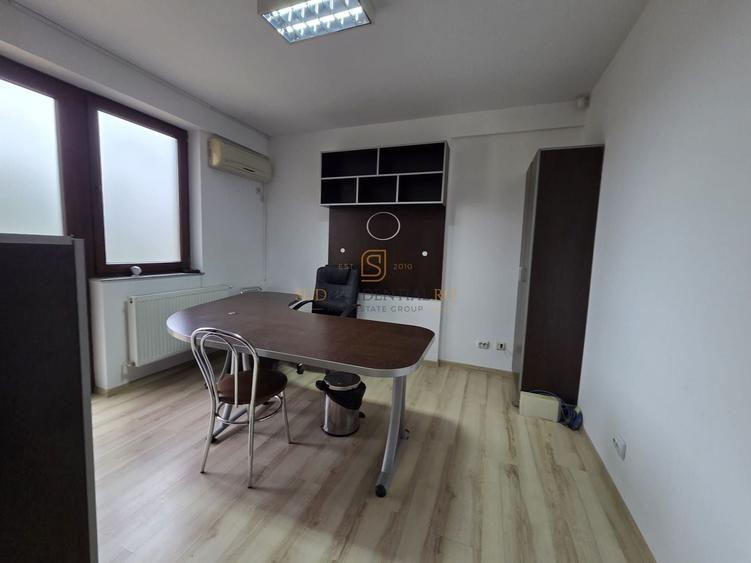 Apartament cu 4 camere decomandat în Olteniței