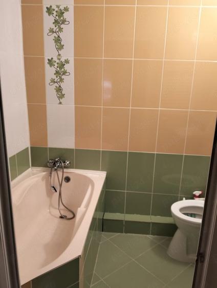 Garsonieră decomandată în Zahana