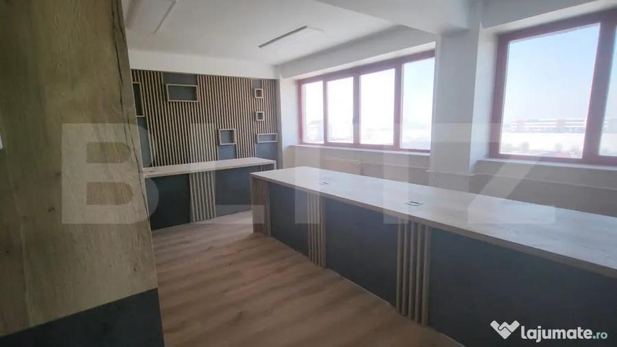 Spațiu comercial, de 130 mp, în Central