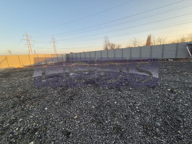 Teren construcție, în Splaiul Unirii