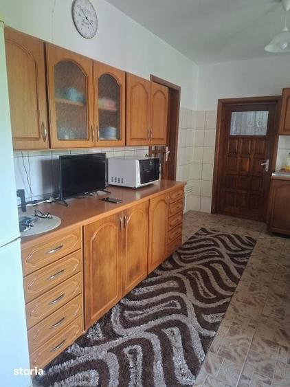 Casă cu 4 camere cu Teren 1000 Mp în Surani