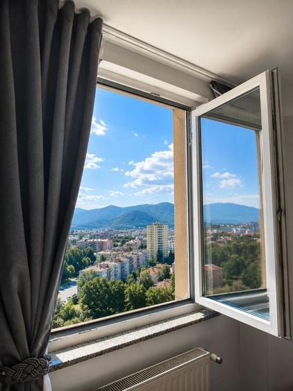 Apartament cu 2 camere decomandat în 13 Decembrie