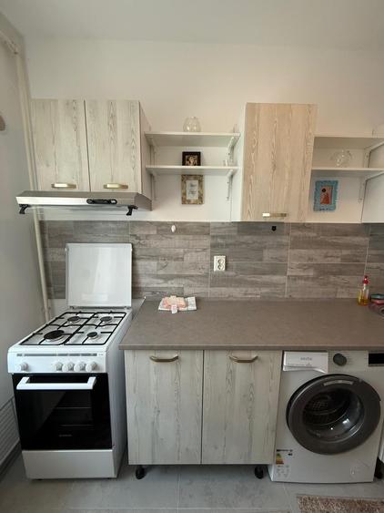 Apartament cu 2 camere decomandat în Militari