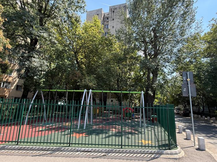 Apartament cu 2 camere semidecomandat în Drumul Taberei