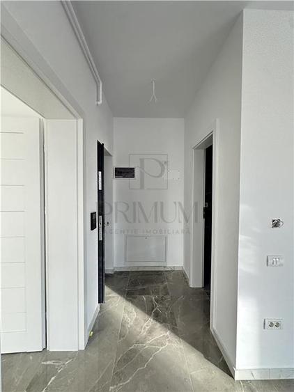 Apartament cu 2 camere semidecomandat în Giroc