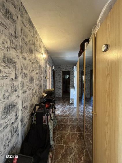 Apartament cu 4 camere decomandat în Steaua