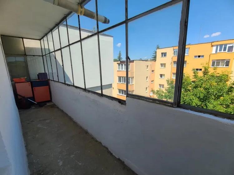 Apartament cu 2 camere decomandat în Zorilor