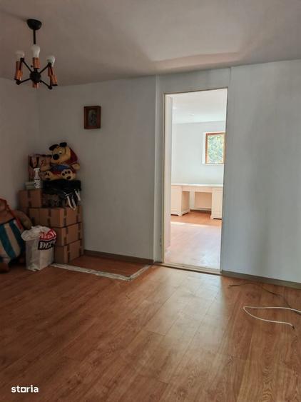 Casă cu 4 camere în Chiajna