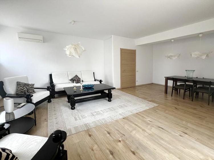 Apartament cu 3 camere decomandat în Floreasca