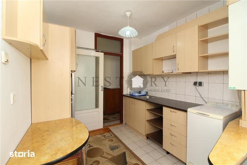 Apartament cu 2 camere decomandat în Zorilor