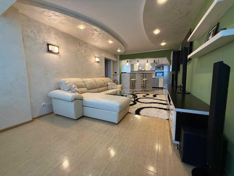Apartament cu 2 camere semidecomandat în Exterior Vest