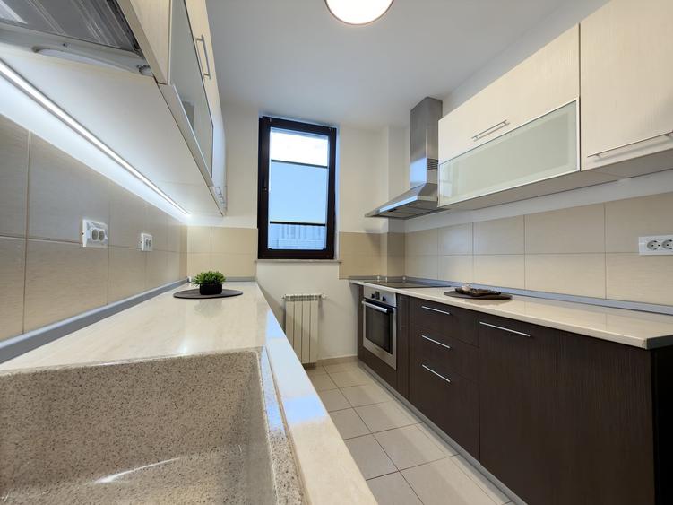 Apartament cu 4 camere semidecomandat, mobilat în Aviației