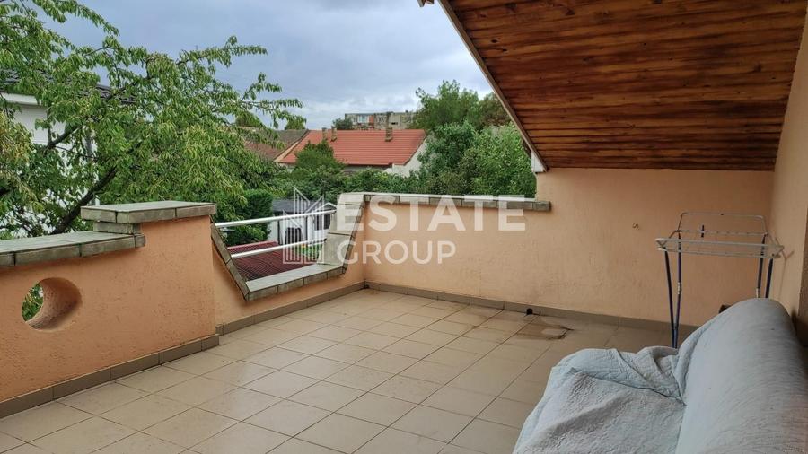 Casă individuală cu 6 camere cu Canalizare în Blașcovici