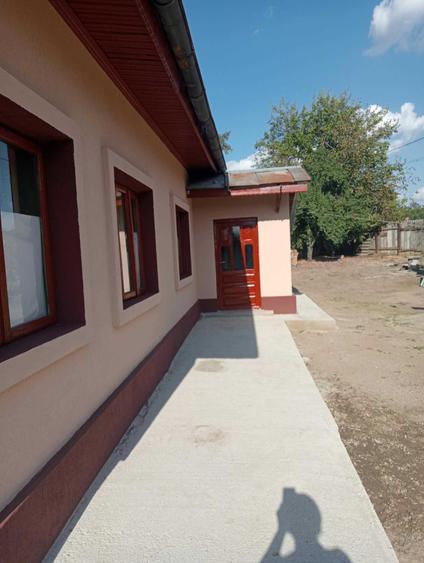 Casă cu 3 camere în Găneasa