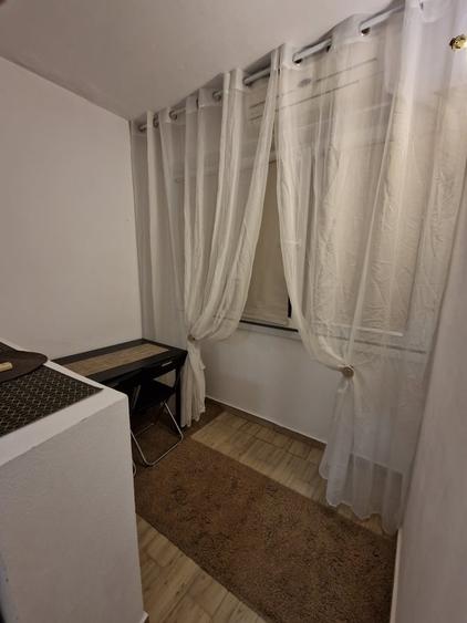 Garsonieră decomandată în Brâncoveanu