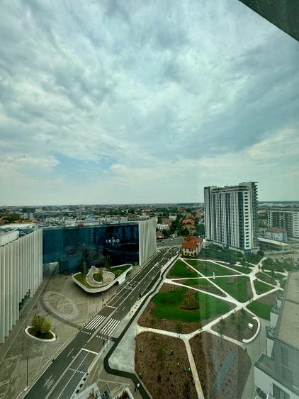 Apartament cu 2 camere decomandat în Take Ionescu