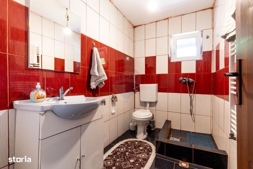 Casă cu 4 camere cu Teren 500 Mp în Măguri