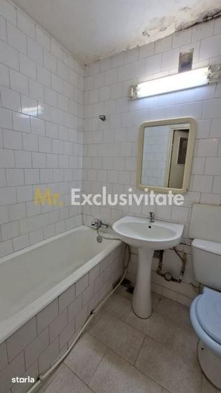 Apartament cu 4 camere decomandat în Central