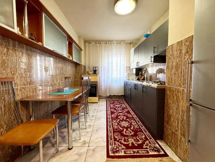 Apartament cu 3 camere decomandat, mobilat în Mănăștur