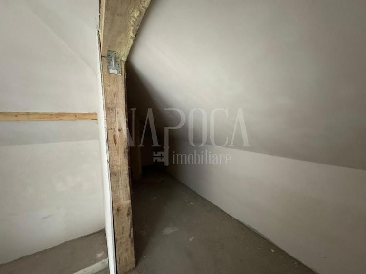 Duplex cu 4 camere cu Canalizare în Mănăștur