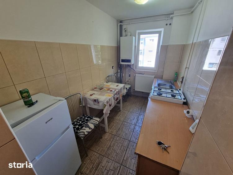 Apartament cu 2 camere, mobilat în Tomis Nord