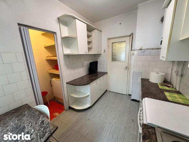 Apartament cu 4 camere în Central