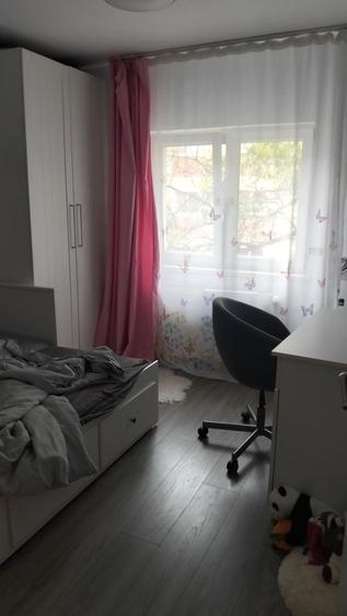 Proprietar vand apartament 3 camere - 8