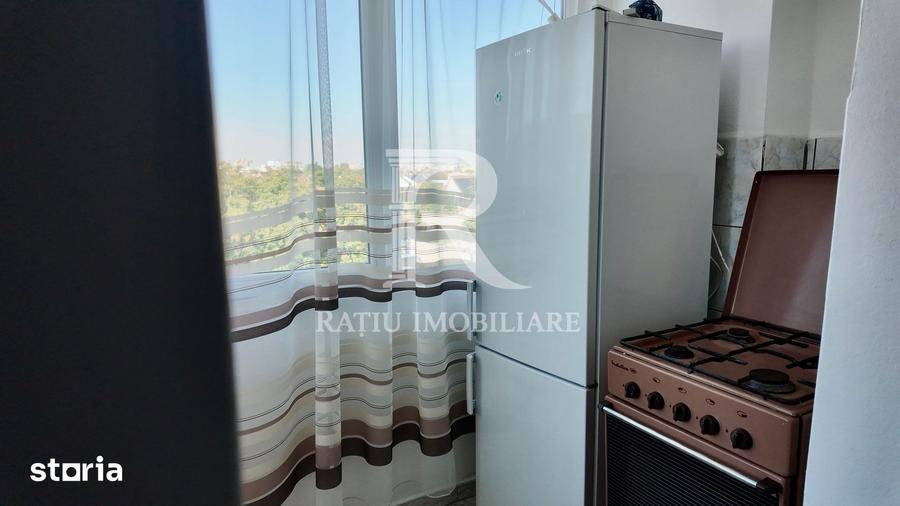 Apartament cu 3 camere decomandat în Cantemir