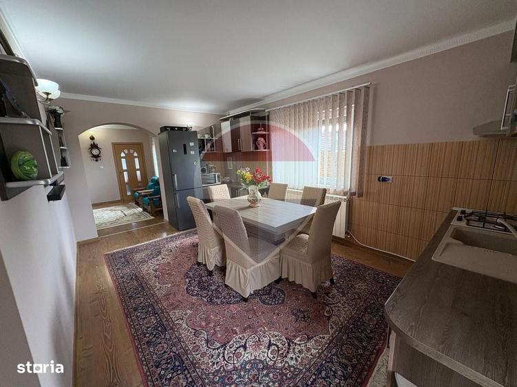 Casă cu 4 camere în Mădăras