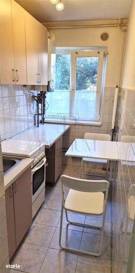 Apartament cu 3 camere semidecomandat în Olimpia-Stadion