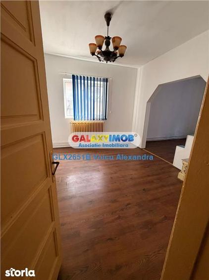 Casă cu 4 camere cu Garaj în Bucureștii Noi