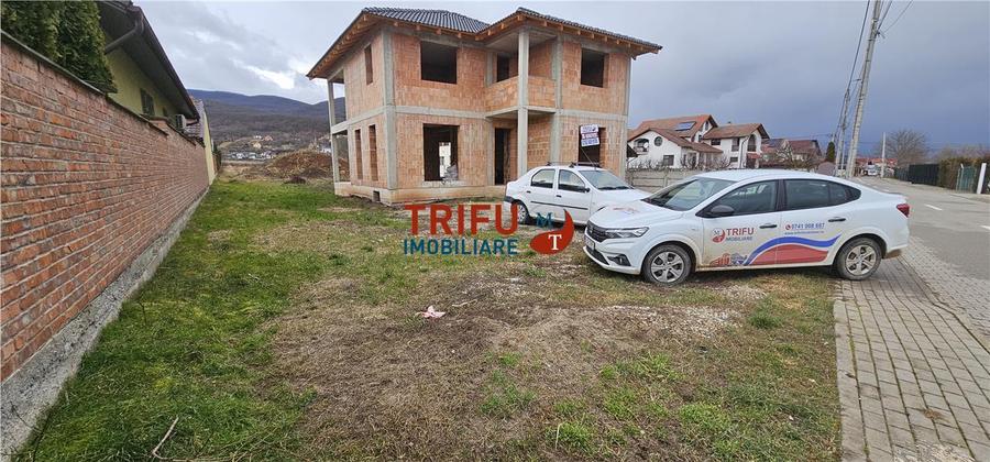 Casă individuală cu 6 camere cu Canalizare în Micești
