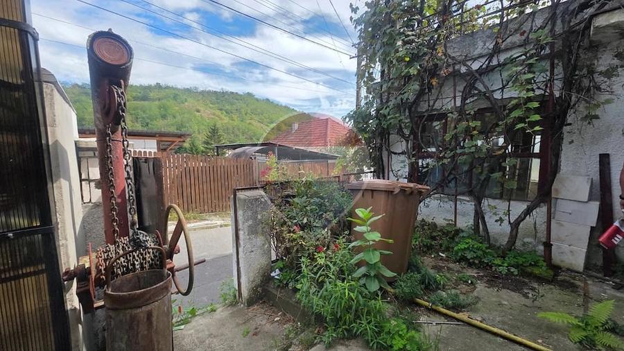 Casă cu Teren 254 Mp în Nord