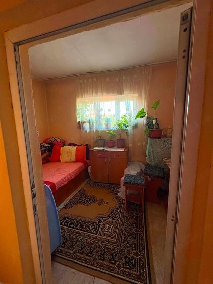 Casă cu 4 camere cu Teren 600 Mp în Băneasa