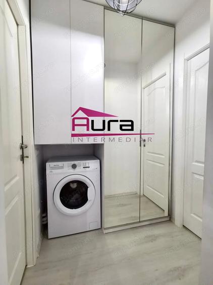 Apartament cu 2 camere nedecomandat în Piața Veche