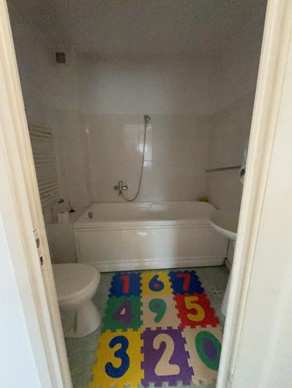 Casă cu 4 camere cu Teren 414 Mp în Dâmbul Rotund