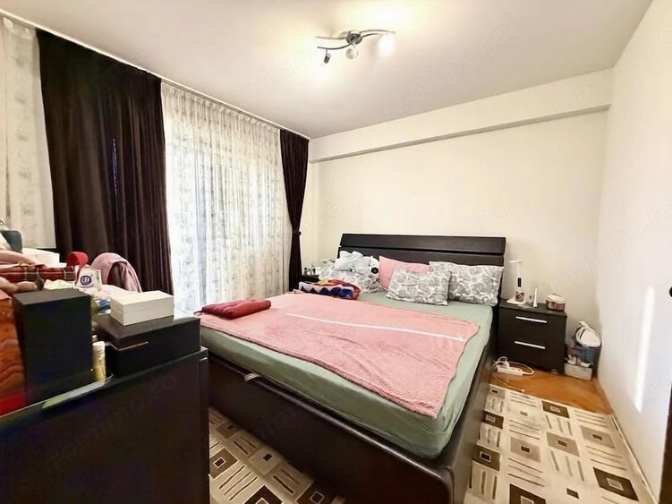Apartament cu 3 camere decomandat în Lunei