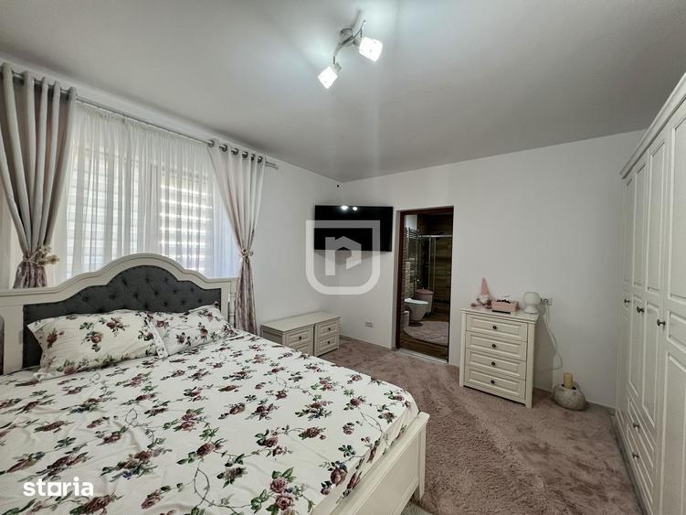 Casă cu 3 camere cu Teren 1481 Mp în Central