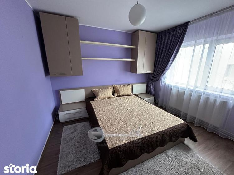 Apartament cu 3 camere decomandat, mobilat în Nicolina