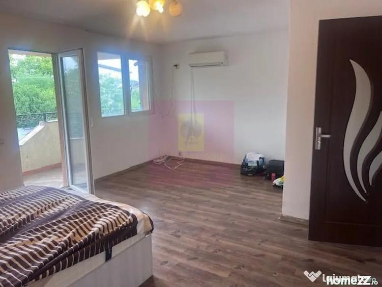 Casă cu 3 camere cu Teren 324 Mp în Giurgiului