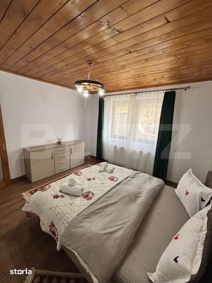Casă cu 5 camere cu Teren 900 Mp în Central