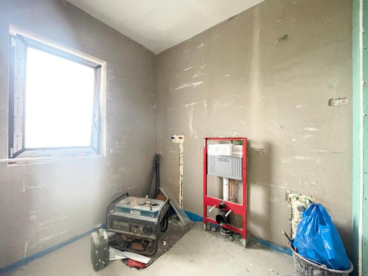 Duplex cu 5 camere cu Teren 365 Mp în Moșnița Veche