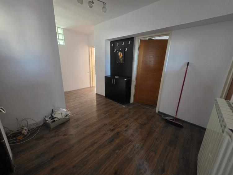Apartament cu 2 camere decomandat în Națiunile Unite