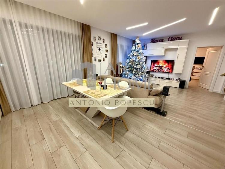 Apartament cu 3 camere decomandat, mobilat în Albert